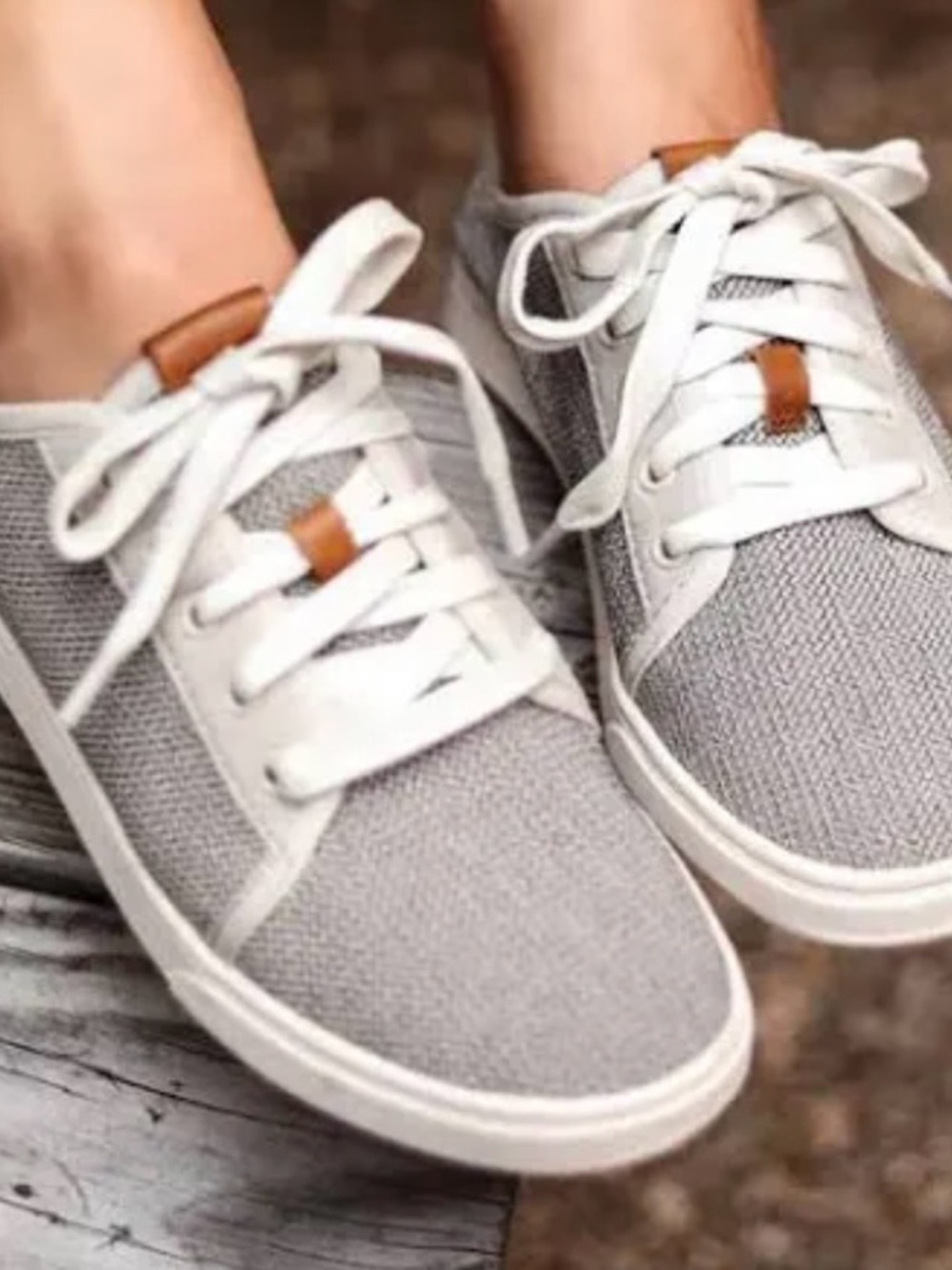 Olukai Pehuea Li Tapa Lightweight Sneakers Women’s Size 7